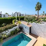 Olivo De Capistrano Villa