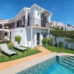 Olivo De Capistrano *