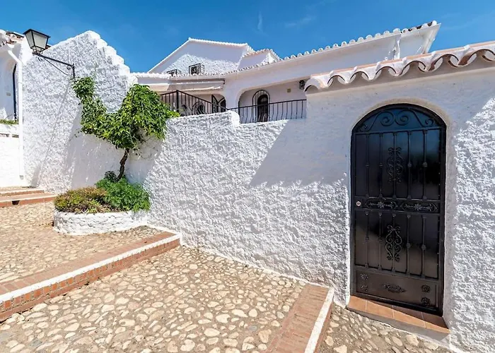 Olivo De Capistrano * نيرخا